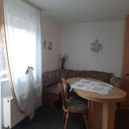 Rehberghouse Konukevi Wallduern
